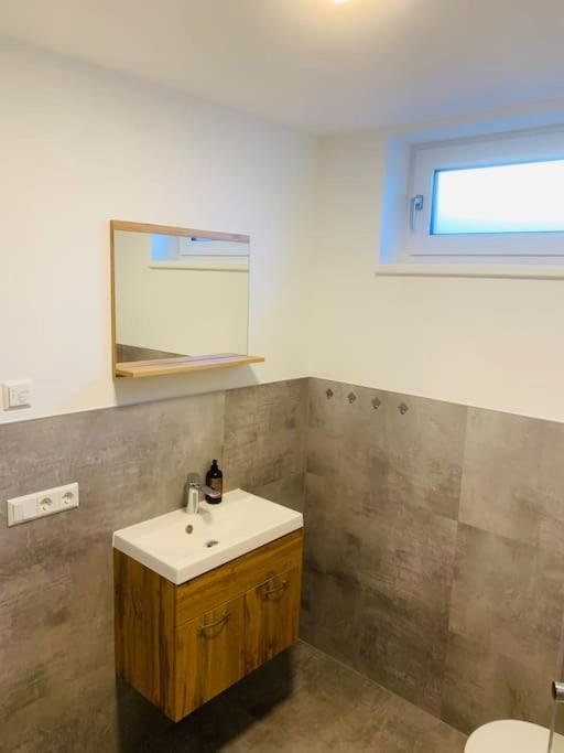 Moderne, Helle Ferienwohnung In Au Am Rhein ภายนอก รูปภาพ